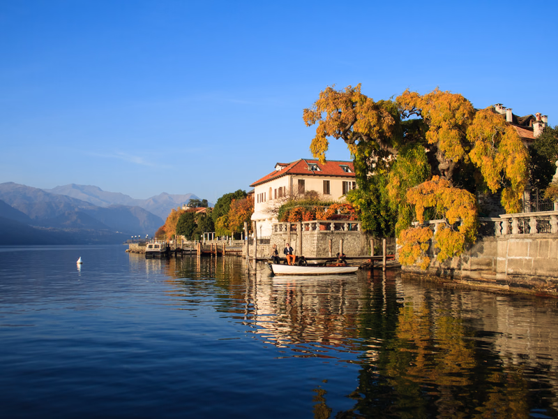 Lake - Photo 2