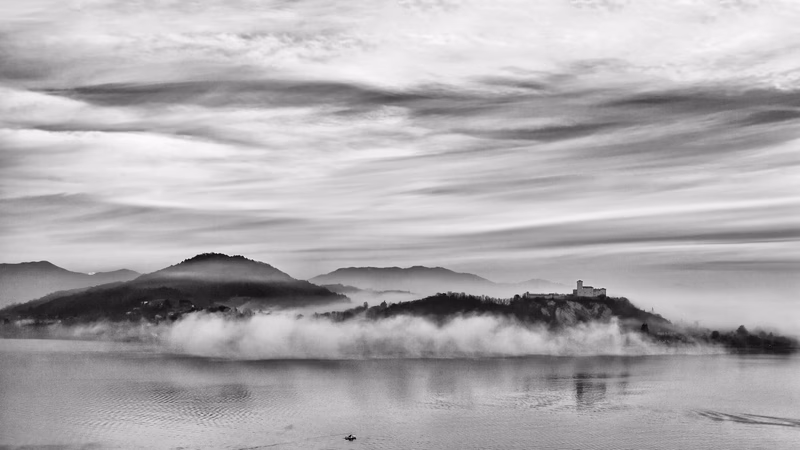 Lake - Photo 14